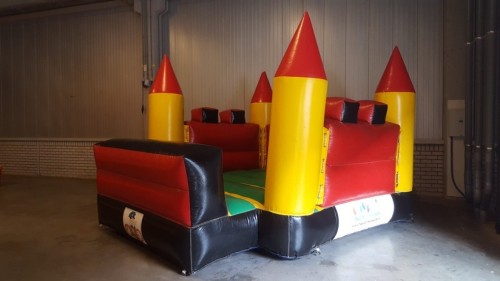 Springkussen Kasteel (rood/geel)